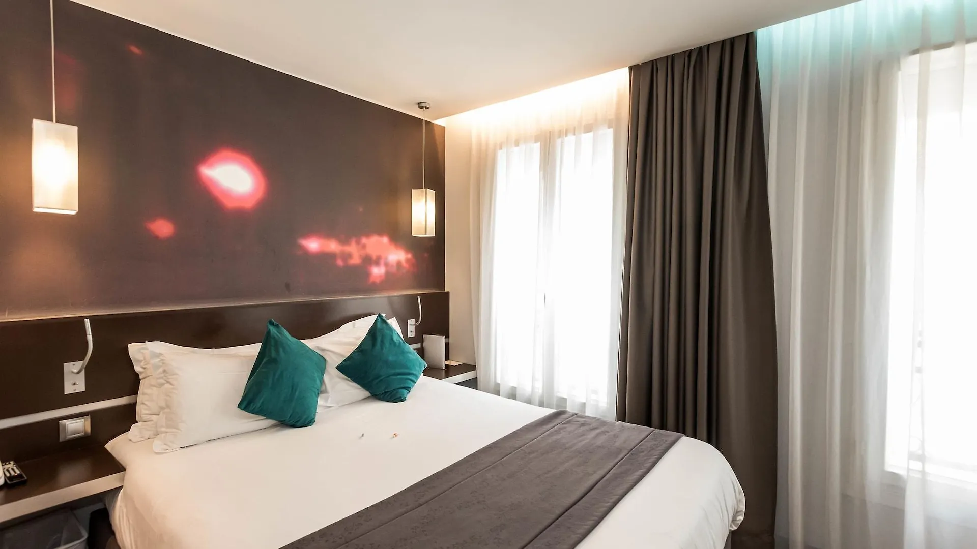 Hotel Lumieres Montmartre