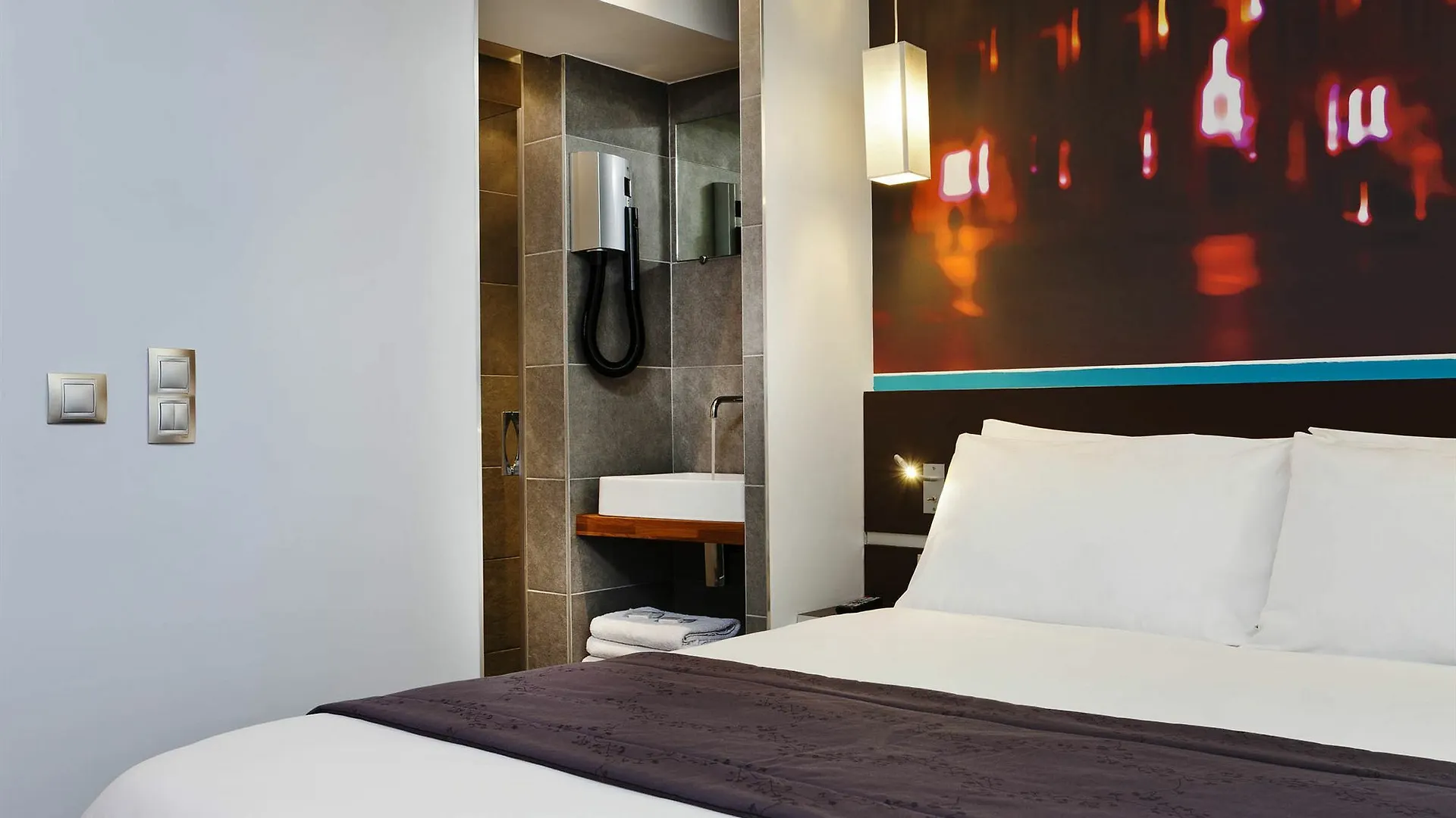 Hotel Lumieres Montmartre 3*