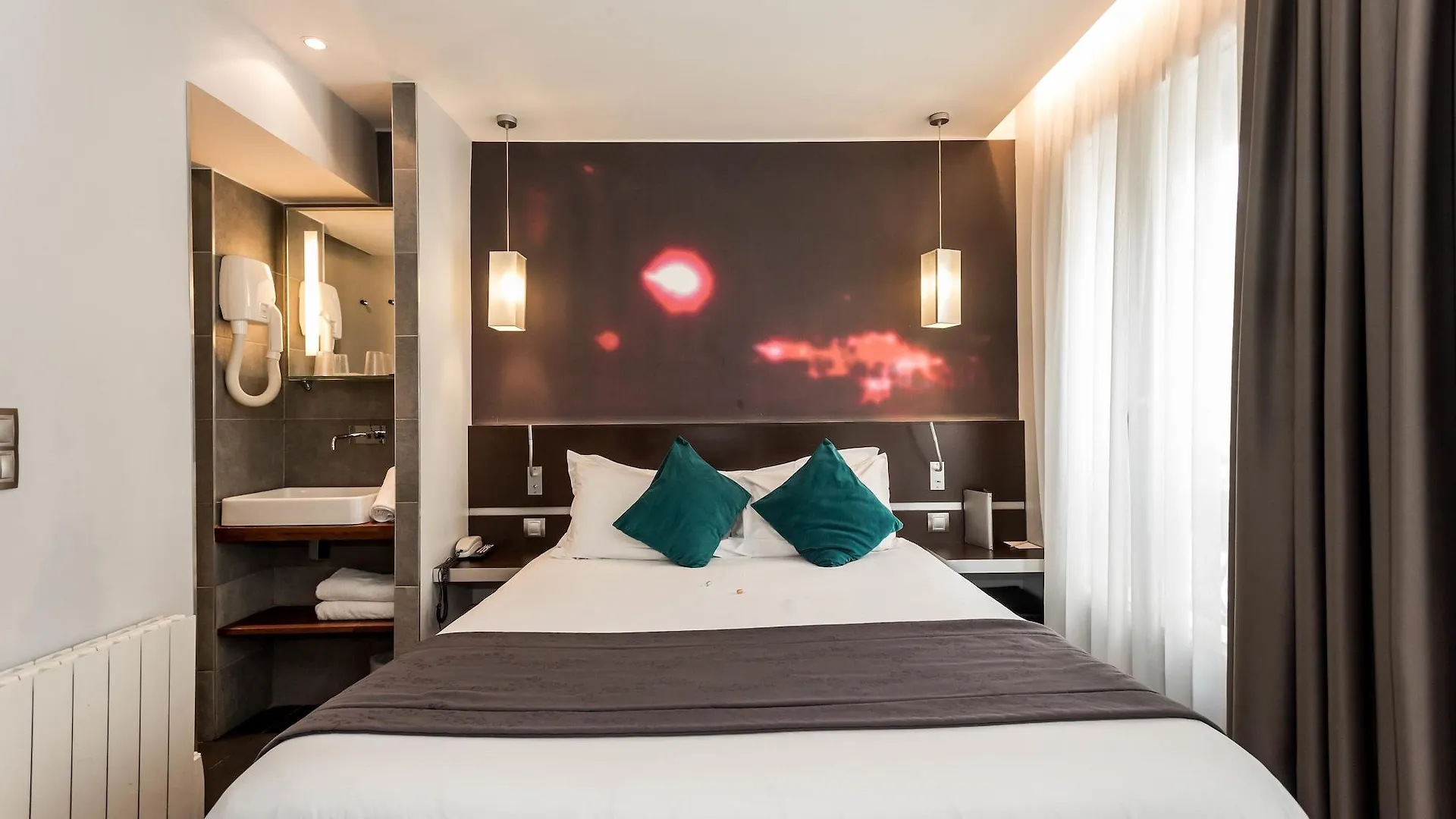 Otel Lumieres Montmartre 3*