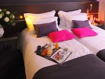 Otel Lumieres Montmartre 3*