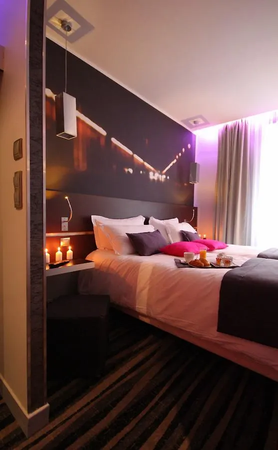 Lumieres Montmartre Otel 3*