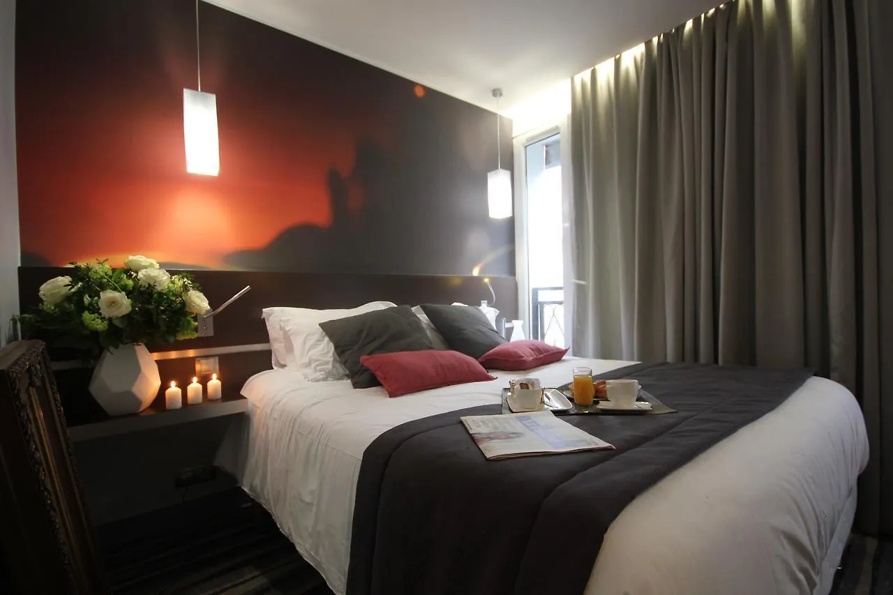 Lumieres Montmartre Otel