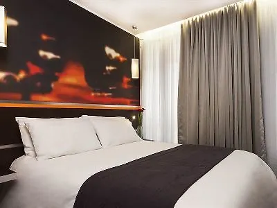 Lumieres Montmartre Otel Paris